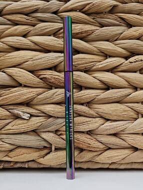 Danessa Myricks~ Amethyst Eyeliner